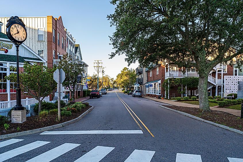 Downtown Manteo Early in the Morning. Editorial credit: Wileydoc / Shutterstock.com