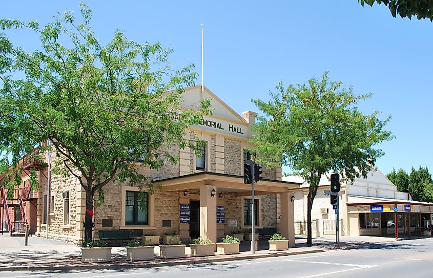 Barossa Valley. In Wikipedia. https://en.wikipedia.org/wiki/Barossa_Valley By Mattinbgn - Own work, CC BY-SA 3.0, https://commons.wikimedia.org/w/index.php?curid=9071940