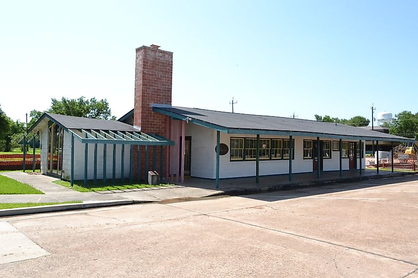 Alden B. Dow Office and Lake Jackson City Hall