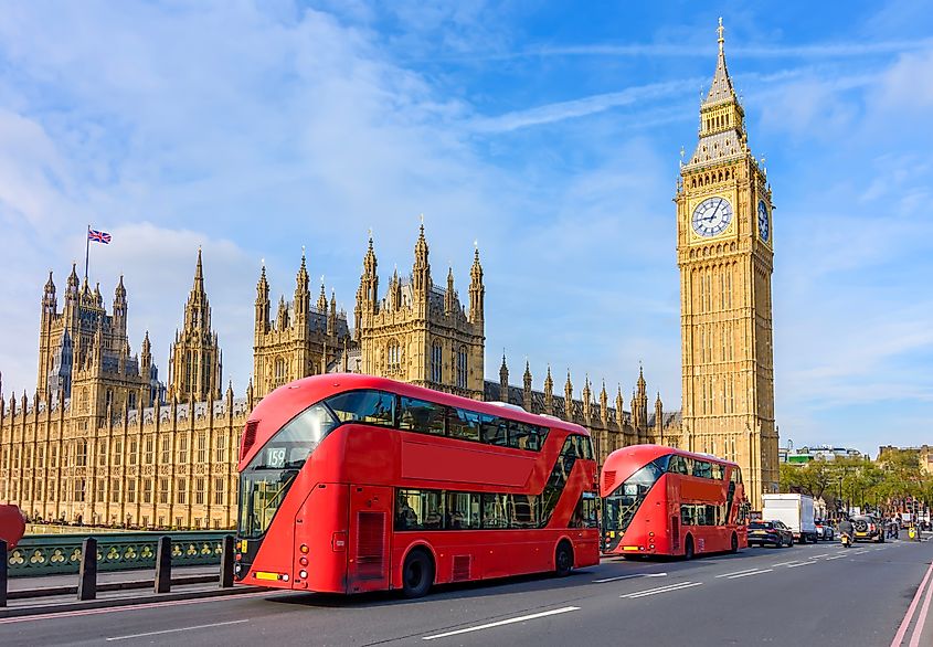 Houses of Parliament with Big Ben. Image credit Mistervlad via Shutterstock.