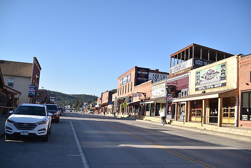 Hill City, South Dakota. U.S.A. September 13, 2018. 7:15 A.M. main street Hill City. Filled with fine dining featuring buffalo steaks and burgers, unique boutiques, western bars and grills and train