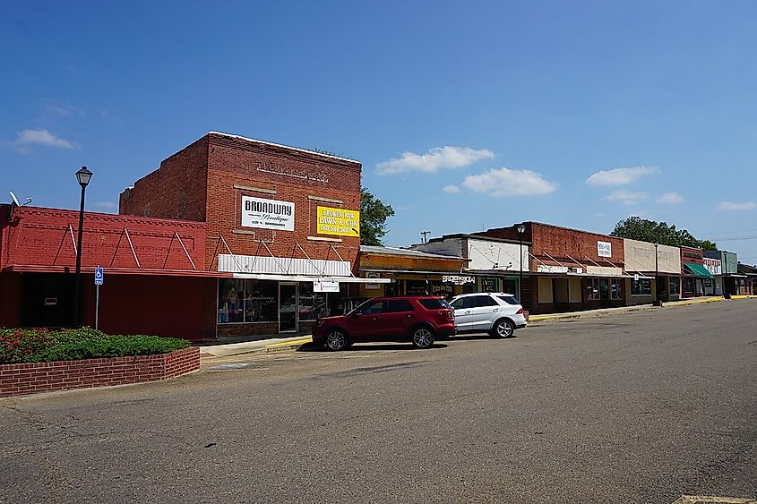 North Broadway Street in Broken Bow, Oklahoma (United States).