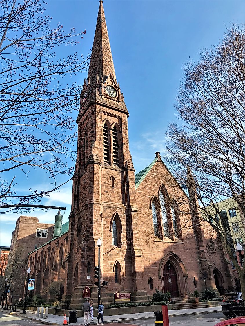 Grace Episcopal Church in Providence, Rhode Island (Credit: Beyond My Ken, CC BY-SA 4.0 <https://creativecommons.org/licenses/by-sa/4.0>, via Wikimedia Commons)