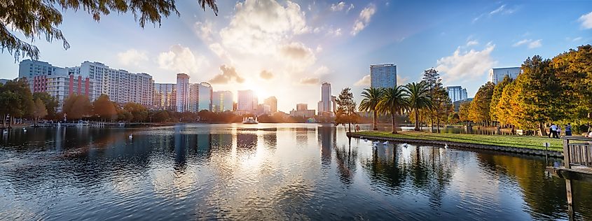 Sunset at Lake Eola Park in Orlando, Florida