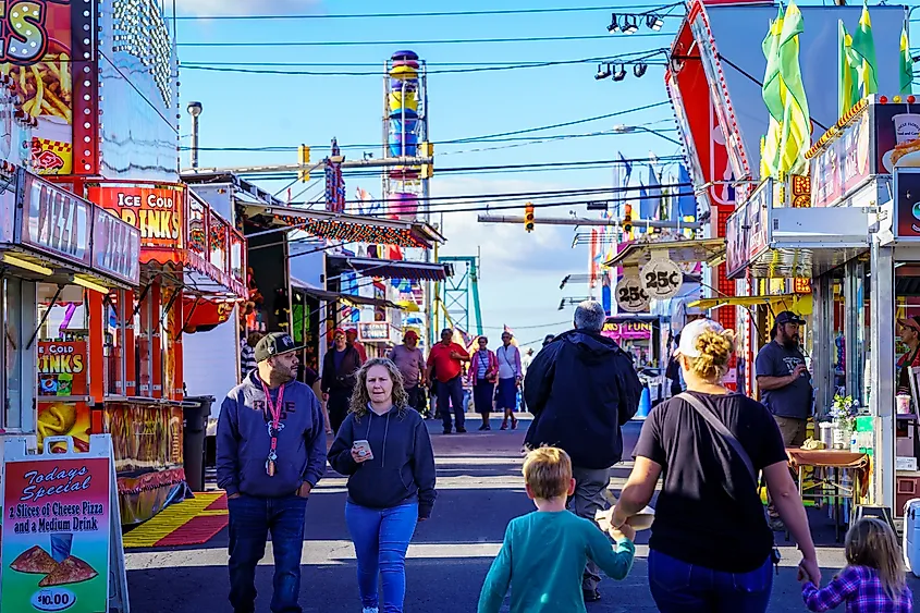 People roam the main streets of the town during the annual New Holland Farmers Fair.