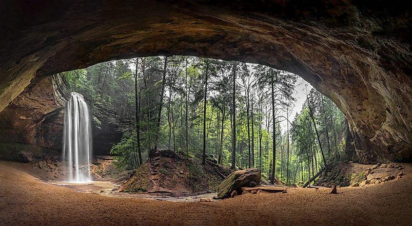 Ash Cave in the Hocking Hills State Park, Ohio