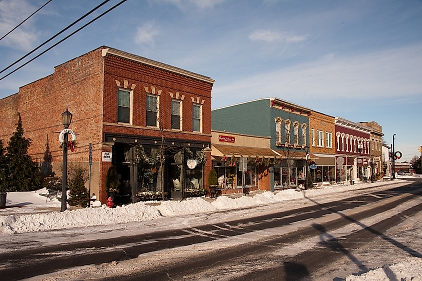 Wintry Main Street in Vermilion, Ohio.
