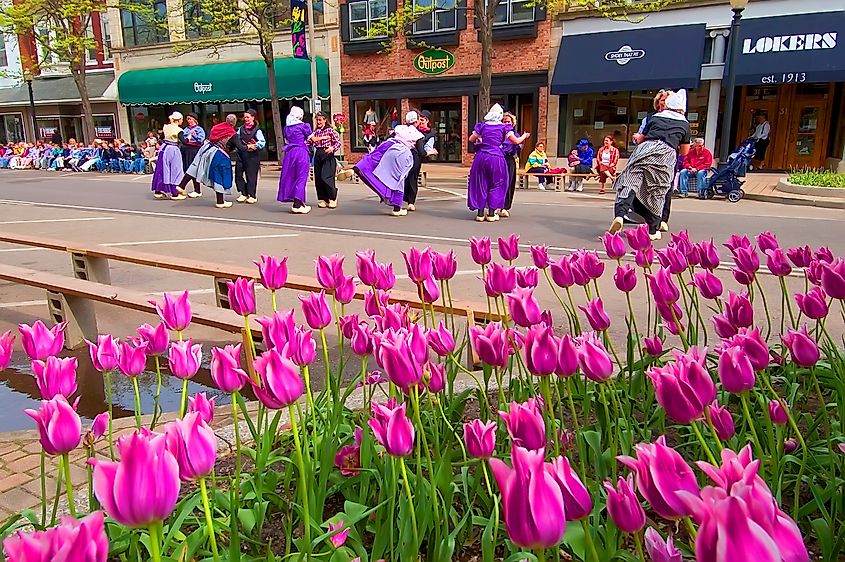 Klompen Dancers in the streets of downtown Holland