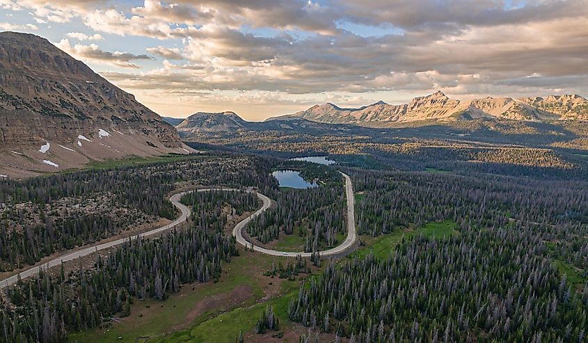 Beautiful winding road of the Mirror Lake Highway in the Uinta Mountains in Northern Utah.