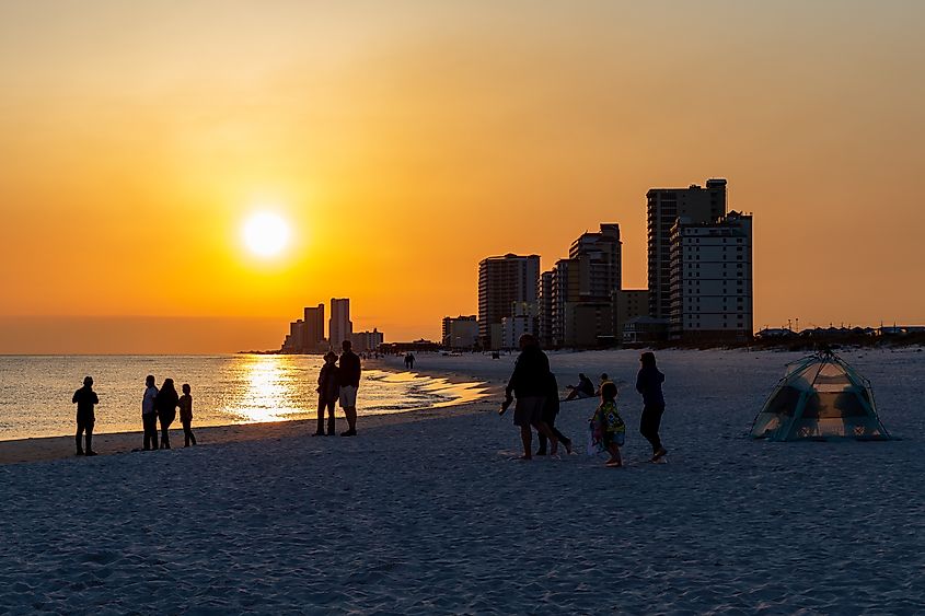 Gulf Shores is an increasingly popular tourist location due to its white sand beaches, attractions, climate. Editorial credit: James.Pintar / Shutterstock.com