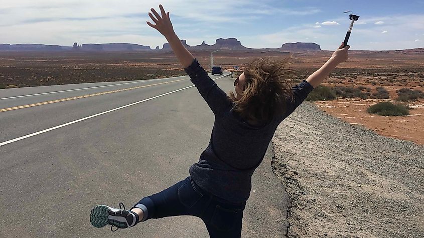 Catching a first glimpse of Monument Valley Photo by Bryan Dearsley