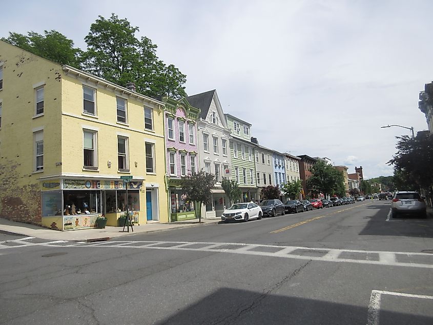 Catskill (town), New York. In Wikipedia. https://en.wikipedia.org/wiki/Catskill_(town),_New_York Public Domain, https://commons.wikimedia.org/w/index.php?curid=135064316