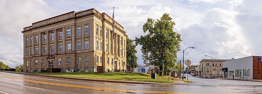  The Historic Butler County Courthouse in Poplar Bluff. Editorial credit: Roberto Galan / Shutterstock.com