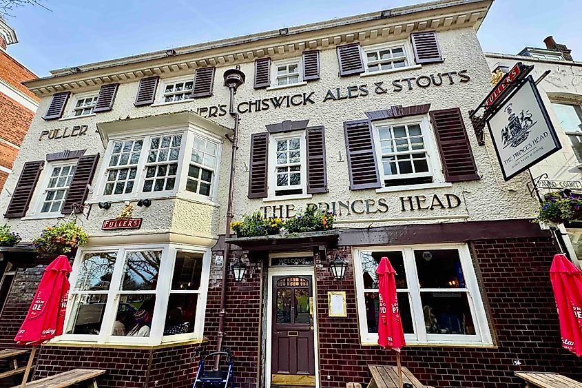 The Princes Head in Richmond photo by Bryan Dearsley