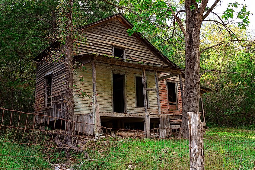 Located 16 miles from Yellville and was once a miners town, now Rush is a ghost town in the Arkansas Ozark Mountains.