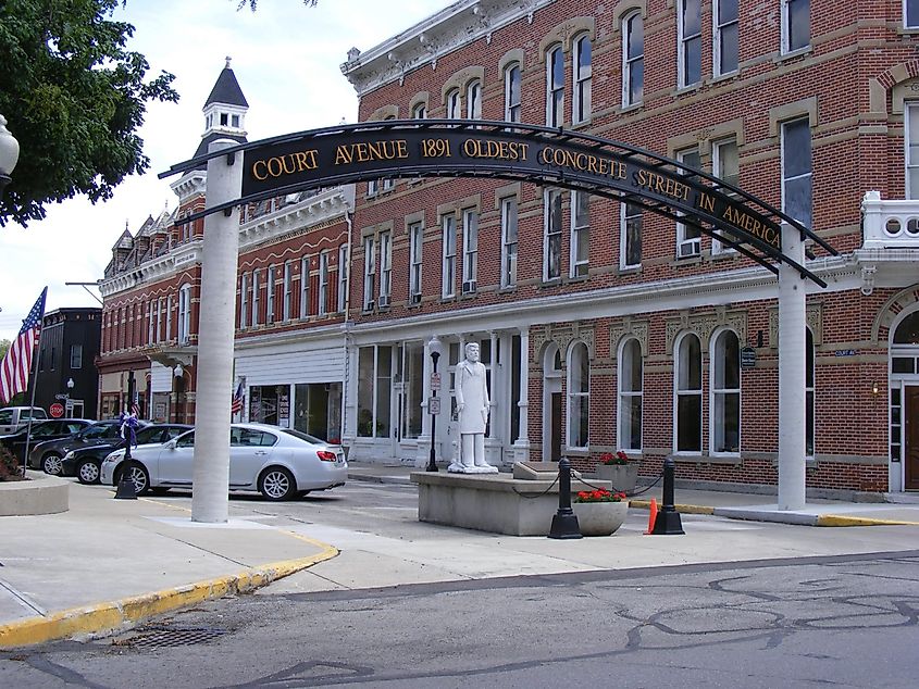 Court Avenue, looking East from South Main St. in Bellefontaine, Ohio