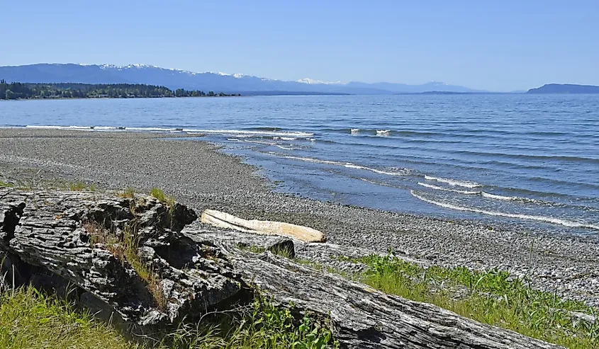 View over the Georgia Strait from Qualicum Beach on a sunny day, Vancouver Island, British Columbia.