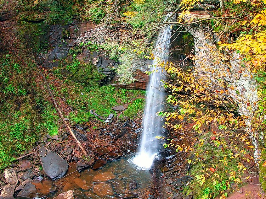 The lower portion of the Falls of Hills Creek.