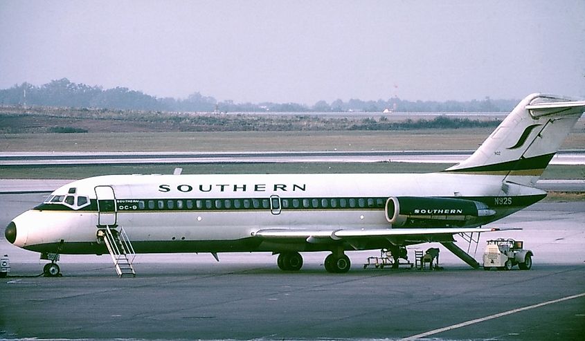 Southern Airways Douglas DC-9-15 N92S at Atlanta (Hartsfield) Airport, Georgia.