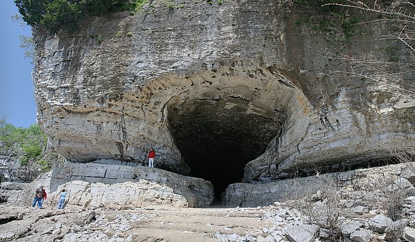 Cave-in-Rock State Park am Ohio river, Illinois