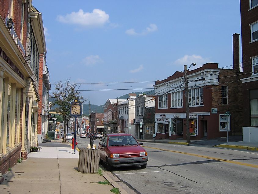 Buildings along East Pitt Street in Bedford, Pennsylvania