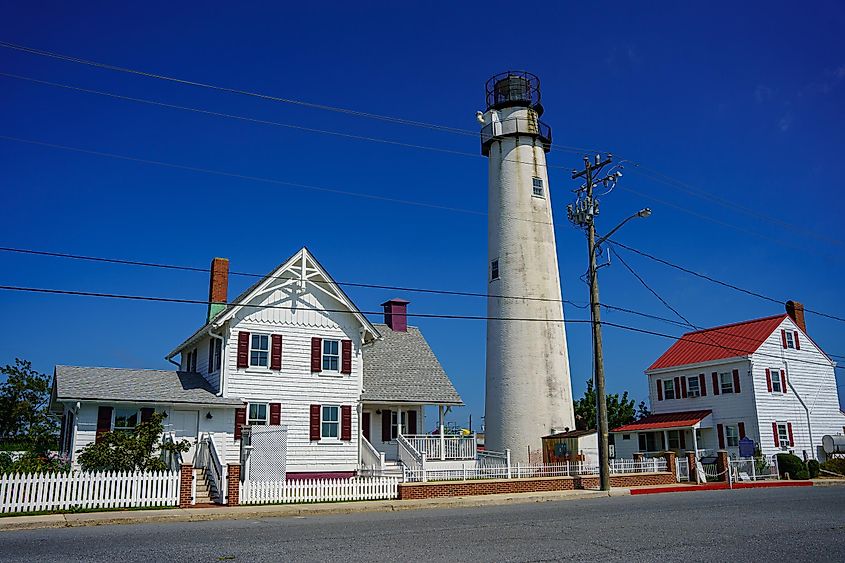 Fenwick Island Lighthouse at the Maryland and Delaware border along the Atlantic Coast, Fenwick Island, Delaware, USA.