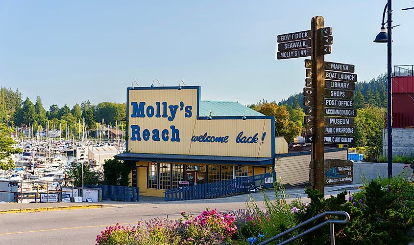 Molly's Reach is the iconic restaurant from the Canadian TV show The Beachcombers. Editorial credit: Andrea C. Miller / Shutterstock.com