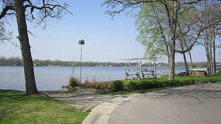 Winona Lake. Wikimedia Commons.