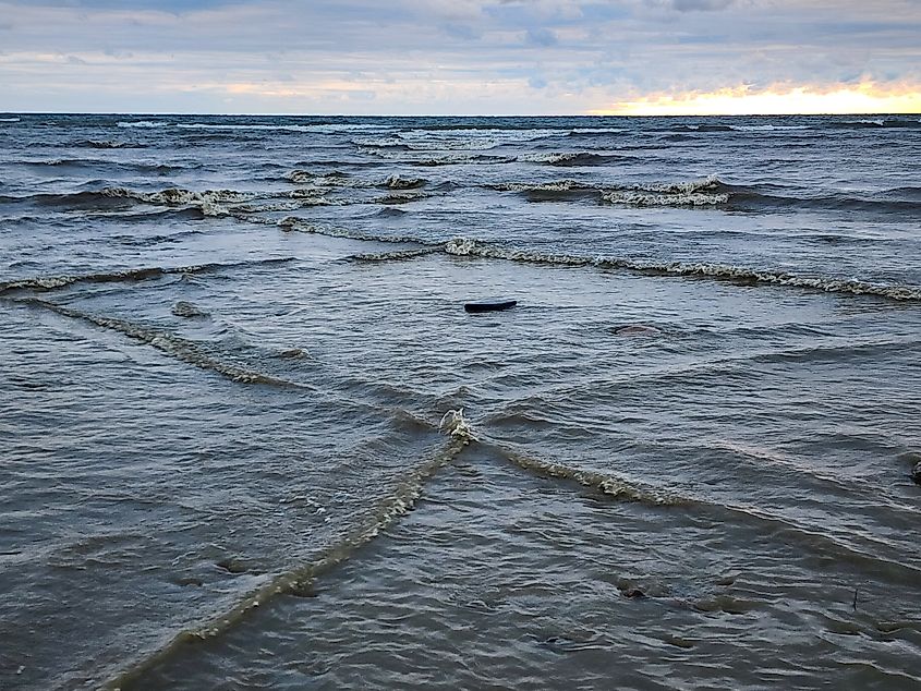 Crossing waves on Lake Huron