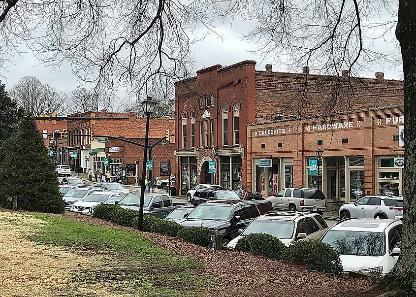 9 Friendliest Towns to Visit in North Carolina in 2024 - WorldAtlas