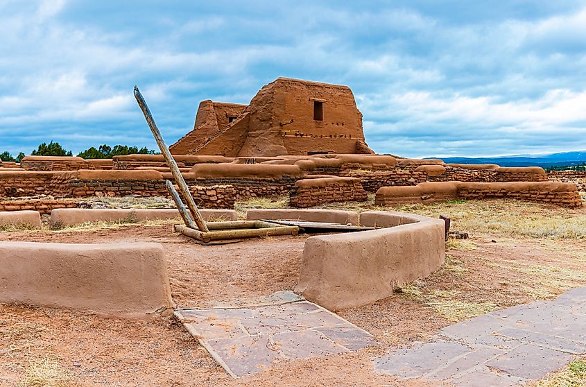 Native American Kiva With The Remains of The Spanish Mission Nuestra Señora de los Ángeles de Porciúncula de los Pecos, Pecos National Historical Park, New Mexico.