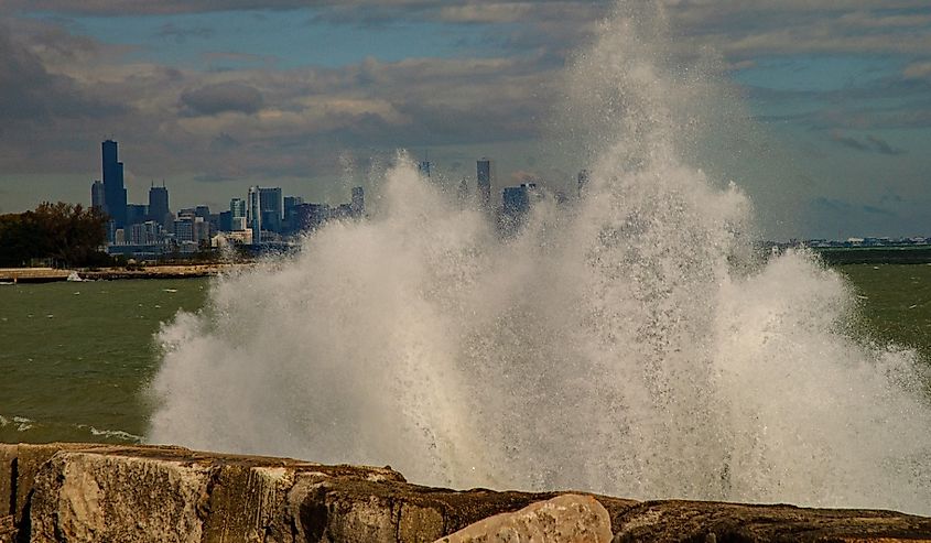 Splashing Lake Michigan wave seen from the south shore of Chicago