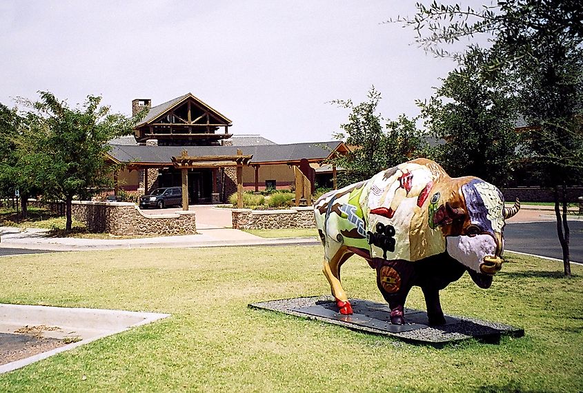 The entrance to the main building at the Quartz Mountain Resort.