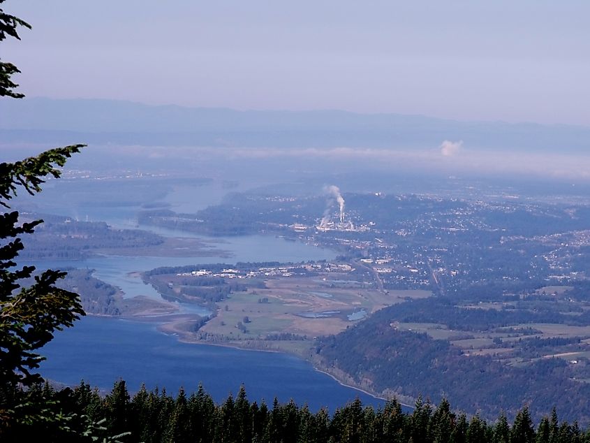 Camas, Washington. In Wikipedia. https://en.wikipedia.org/wiki/Camas,_Washington By Sarah McDevitt - View of Columbia River, Camas Washington, CC BY 2.0, https://commons.wikimedia.org/w/index.php?curid=60747741