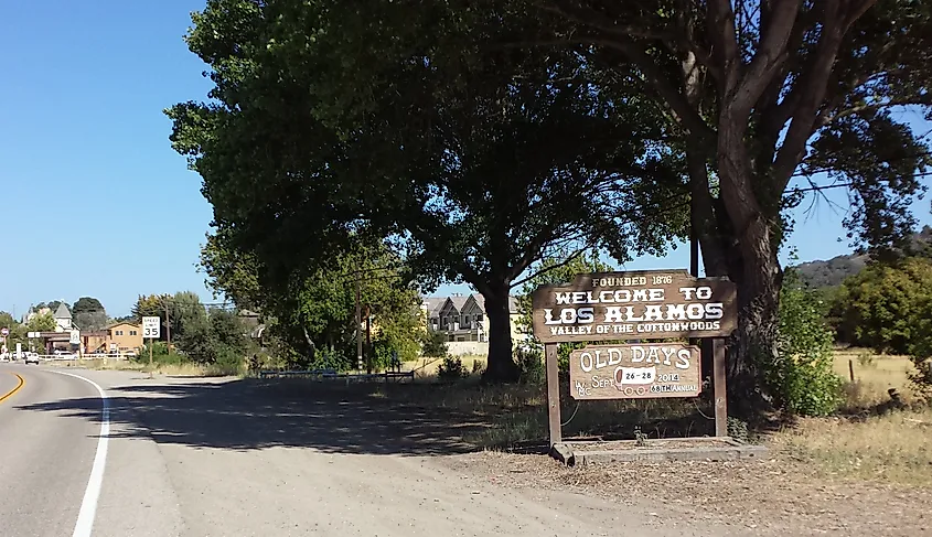 Welcome sign, Bell Street, Los Alamos.