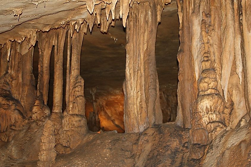 Marengo Cave