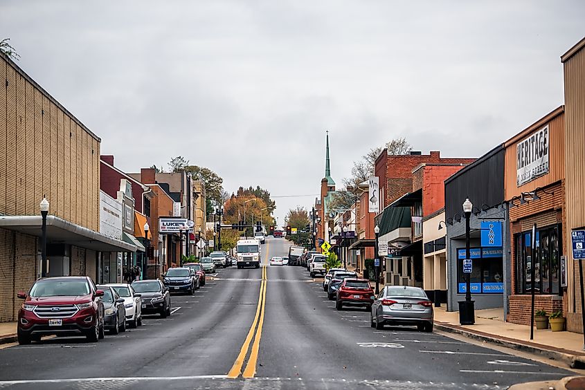 Cars and buildings lined along the main street in Waynesboro, Virginia