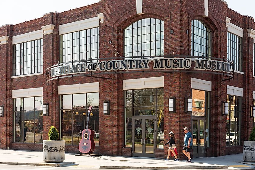 Front exterior of Birthplace of Country Music Museum in downtown Bristol, TN, USA.