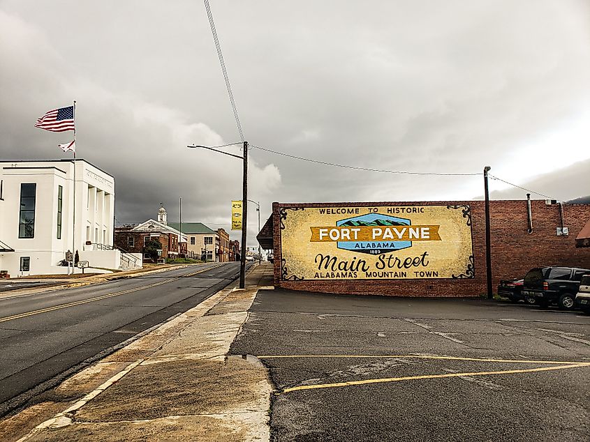 Downtown street in Fort Payne, Alabama.