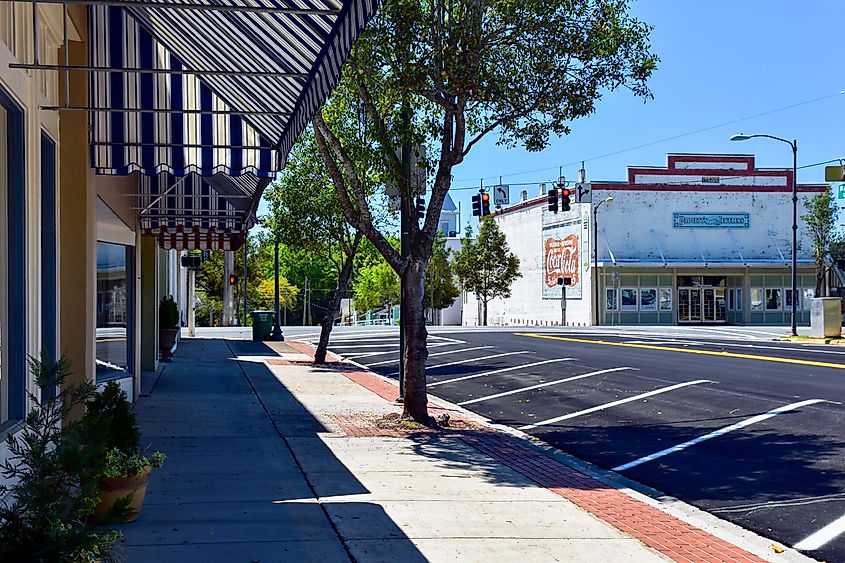 A mural in the quaint town of Quincy, Florida. Editorial credit: Joanne Dale / Shutterstock.com