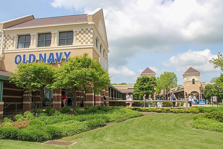 Shoppers at a shopping mall in Grove City, Pennsylvania.