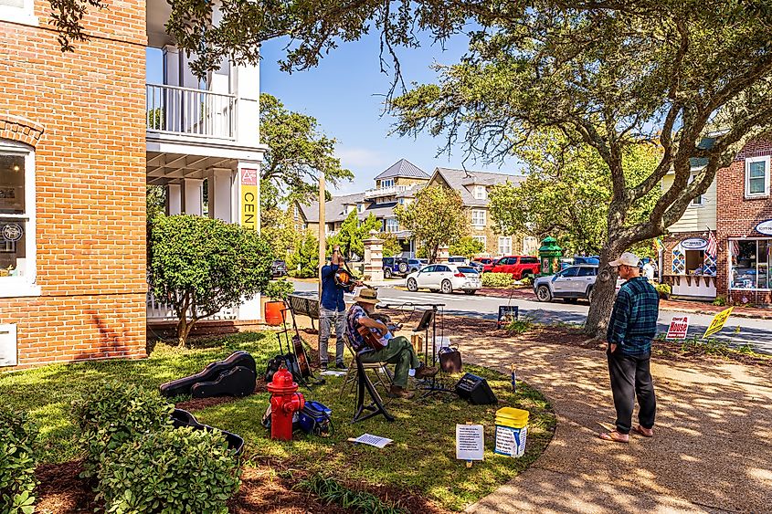 Musical Performance on a Saturday Morning in Downtown Manteo. Editorial credit: Wileydoc / Shutterstock.com