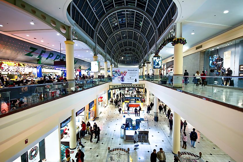10 Largest Shopping Malls In America - WorldAtlas