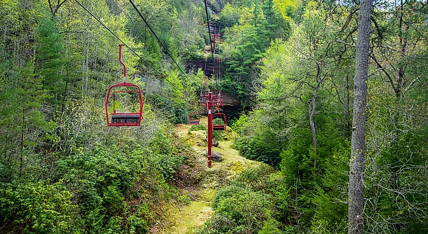 Scenic chair lift through the Appalachian Mountains in Natural Bridge State Park in Slade, Kentucky.