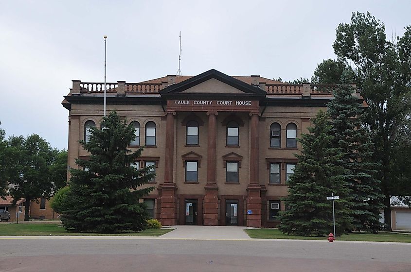 FAULK COUNTY COURTHOUSE, Faulkton, South Dakota.