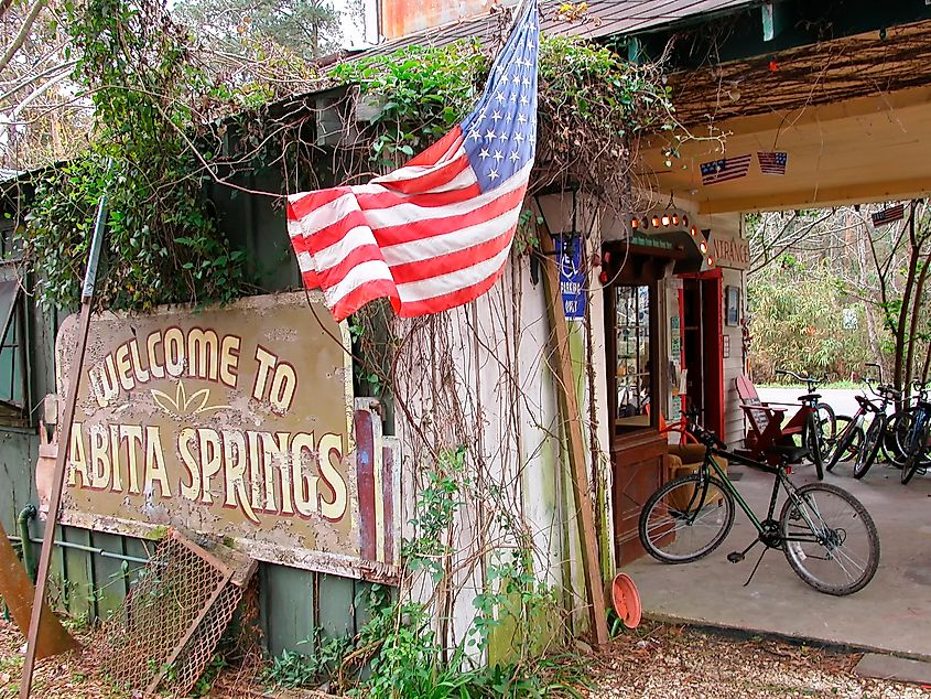 Abita Springs, St Tammany Parish, Louisiana, USA, Flag, UCM Museum, Abita Mystery House. Editorial credit: Malachi Jacobs / Shutterstock.com