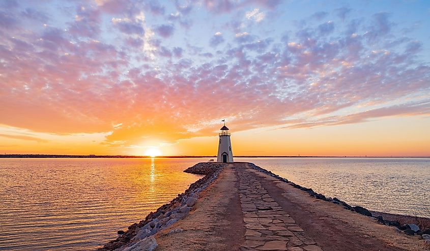 Sunset beautiful landscape of the Lake Hefner lighthouse at Oklahoma City