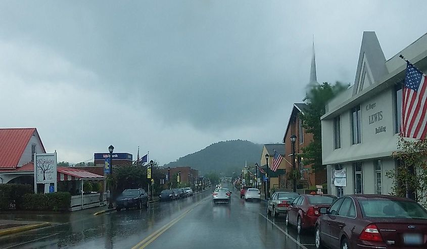 Main Street in Morehead near the US Bank building.