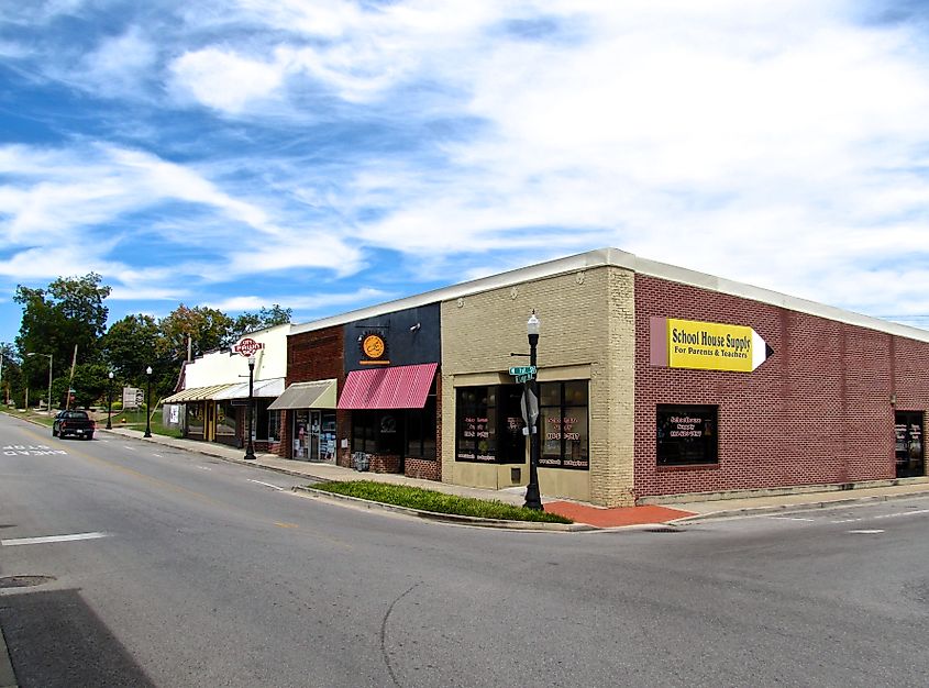 Businesses at the intersection of Cedar Avenue and 1st Street in Cookeville, Tennessee.