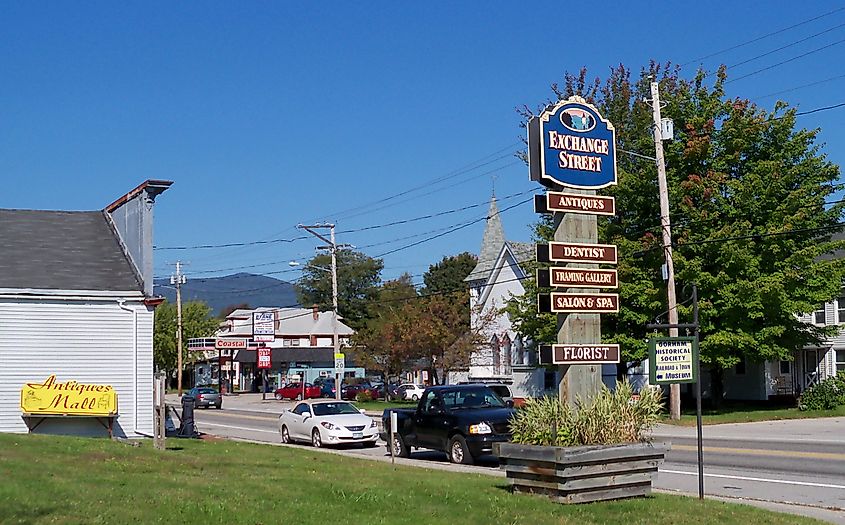 Sign at the intersection of Exchange and Main Streets in Gorham, New Hampshire.